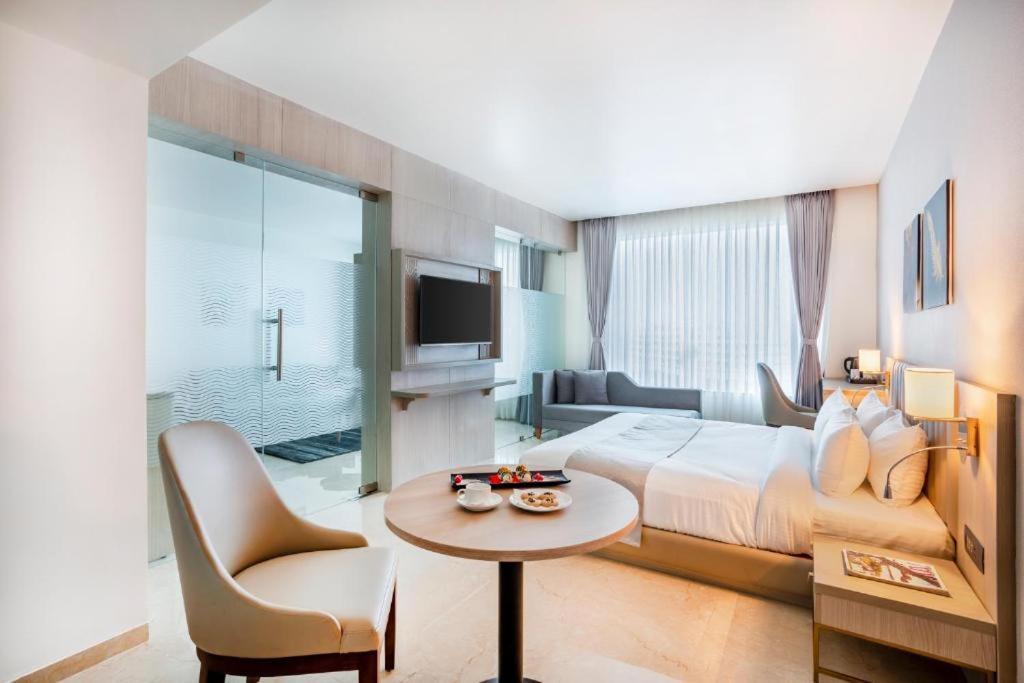 Hotel Plaza International Near Delhi Airport Нью-Дели Номер фото