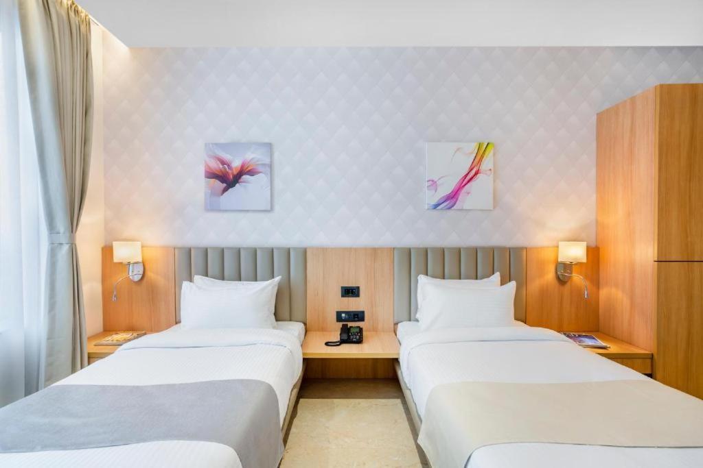 Hotel Plaza International Near Delhi Airport Нью-Дели Номер фото